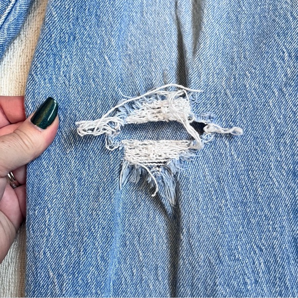 Levi’s premium denim ribcage straight ankle jean - Picture 9 of 12